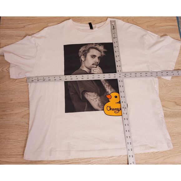 Justin Bieber Thrashed Changes Rubber Duck  Adult Teddy Bear T-shirt Size Large - Picture 2 of 5